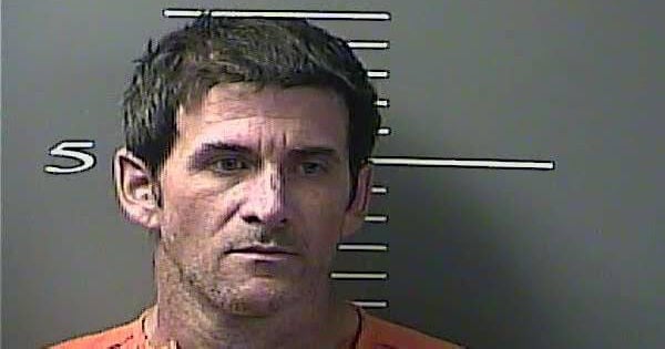 Paintsville man arrested in Johnson County Judicial Center bomb threat
