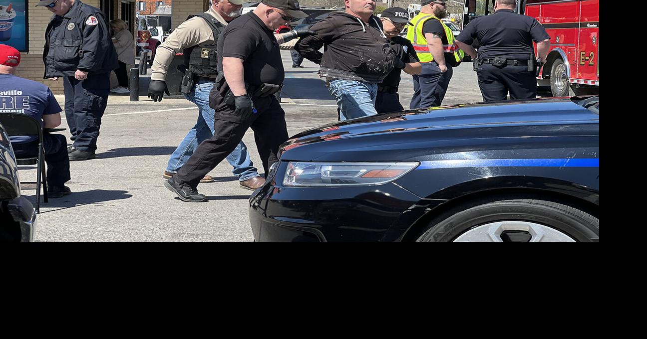 Vehicle collision knocks out power; DUI charged News