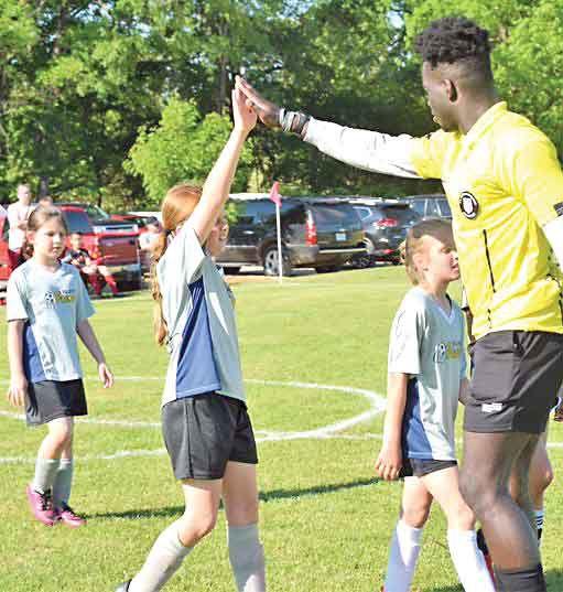 YMCA gala returns to Palestine Community