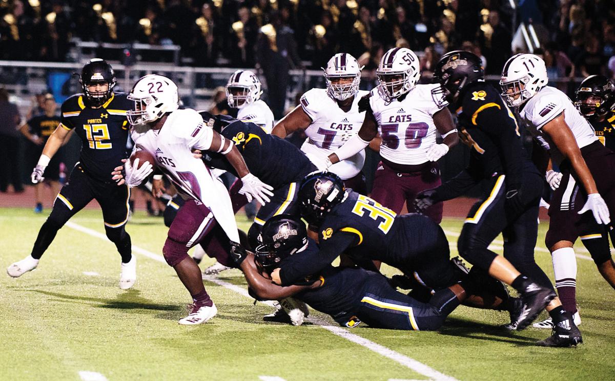 High School Football Dynamic Davis Gashes Crandall In Win
