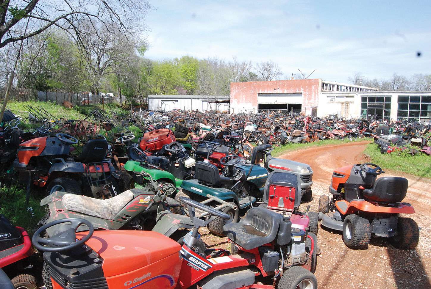 Lawn mower best sale junkyards near me