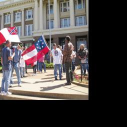 Flag controversy: Group protests removal of Confederate flag | Local ...