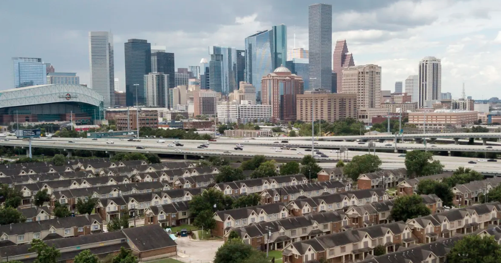 Texas Republicans have tried to rein in property taxes for five years. Has it worked? - Vimarsana News
