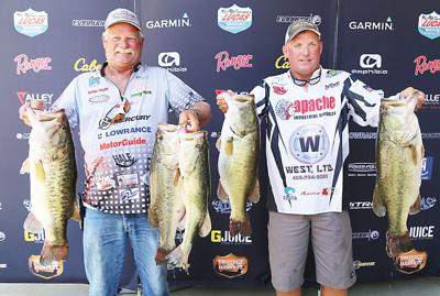outdoors et anglers reel in magnum sack sports palestineherald com et anglers reel in magnum sack