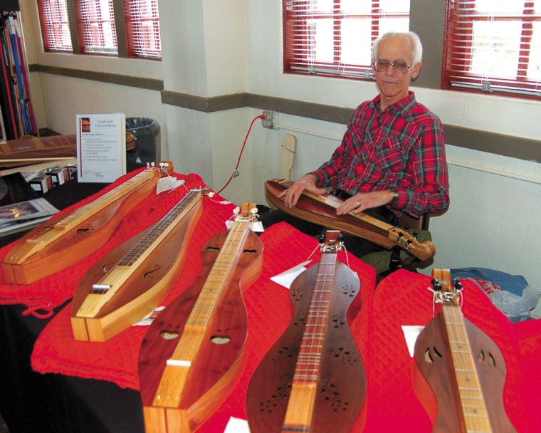 Livingston man builds dulcimers with personality Local News