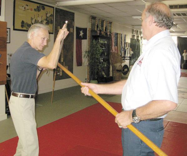 Stick Fighting: Techniques of Self-Defense (Bushido--The Way of