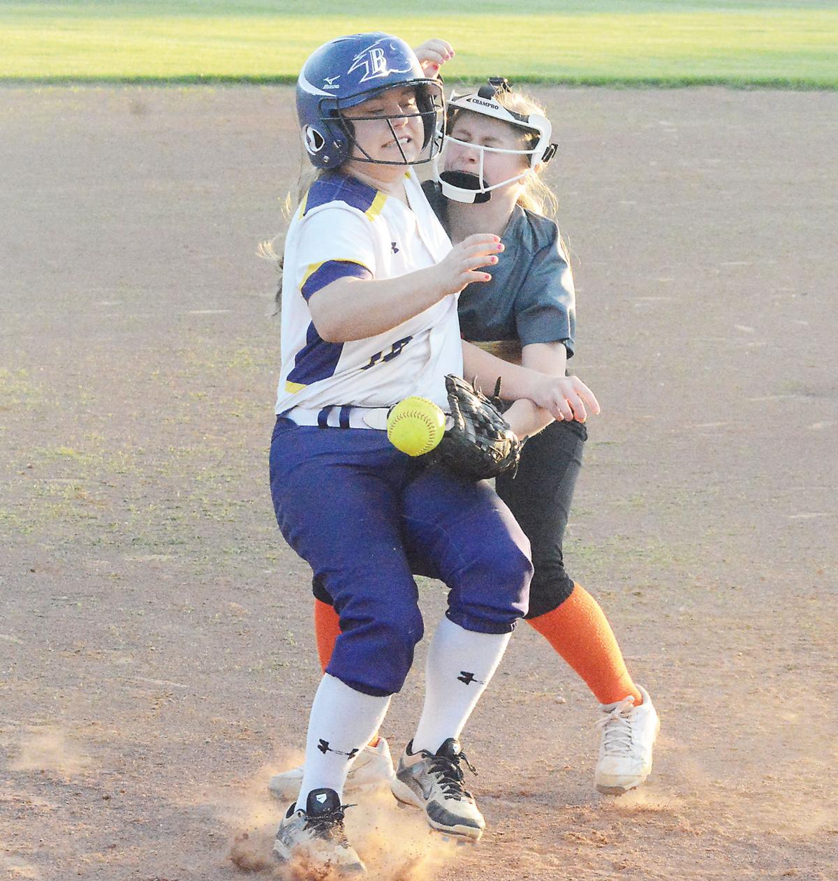 High school softball: Westwood climbs back into contention | Sports