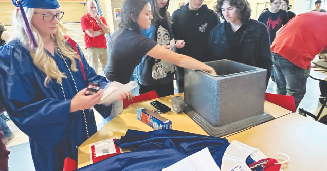 Elkhart class of 2024 boxes up time - Vimarsana News