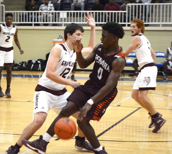 SANDIES HEADING TO SAN ANTONIO Grapeland boys basketball team stuns