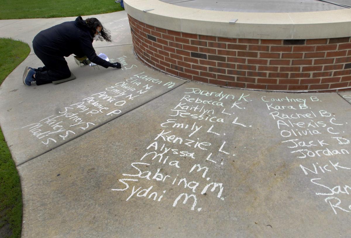 Group Saying Liberal Arts Legacy At Risk At Illinois Wesleyan University To Rally Wednesday Local Education Pantagraph Com