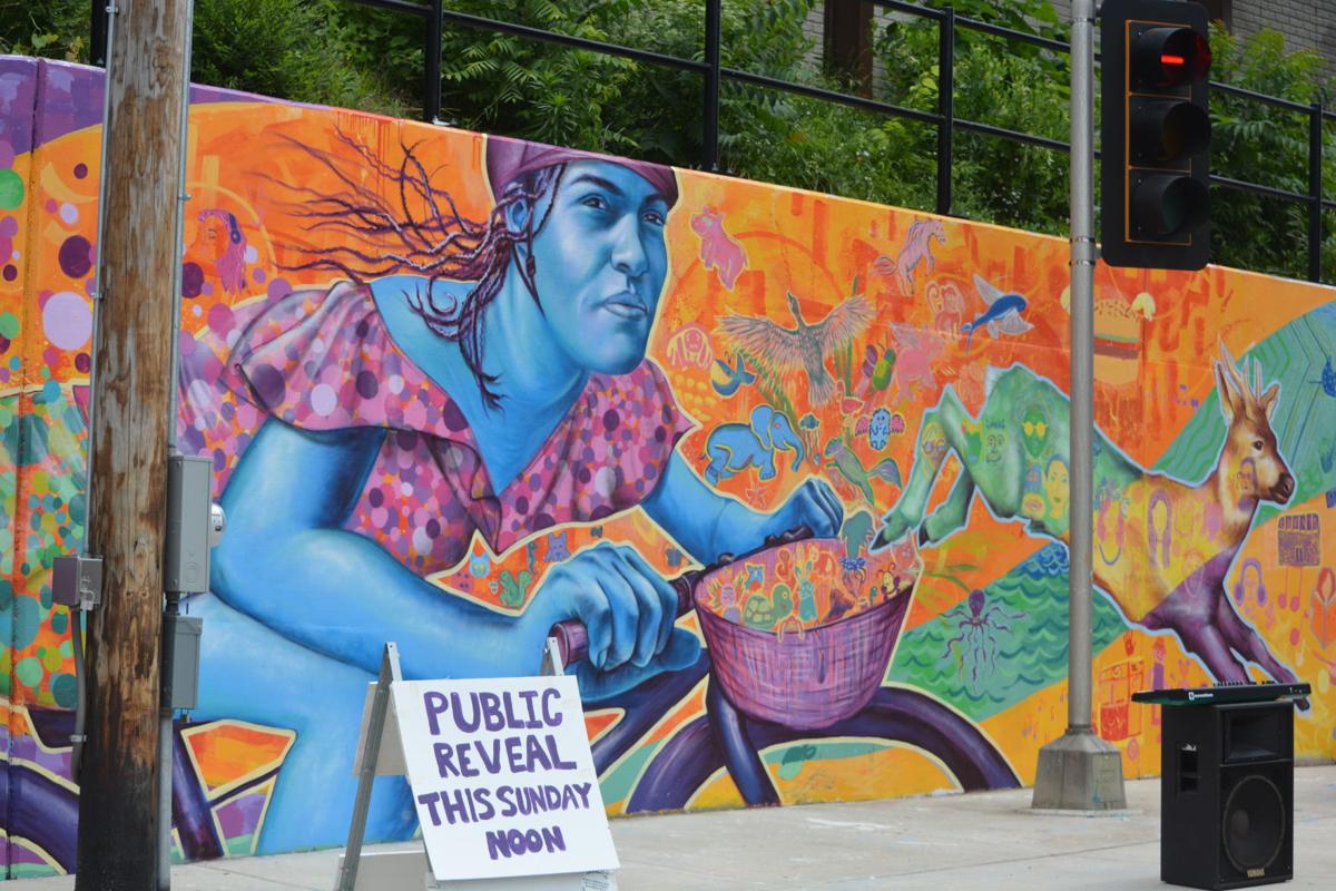 A Work Of Art Youth Mural On Market Street Unveiled Arts And Theatre Pantagraph Com