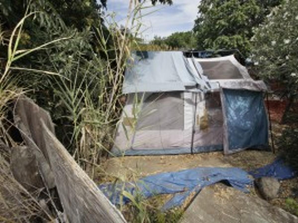 Magazine Publishes First Photo Of Woman Held 18 Years In Backyard News Pantagraphcom Magazine Publishes First Photo Of Woman Held 18 Years In Backyard News Pantagraphcom