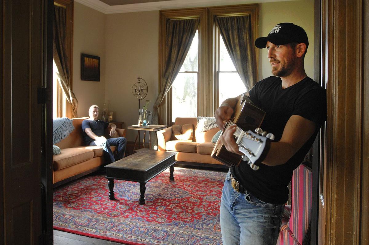 Fargo Crew Features Historic Mclean County Farmhouse Television Pantagraph Com