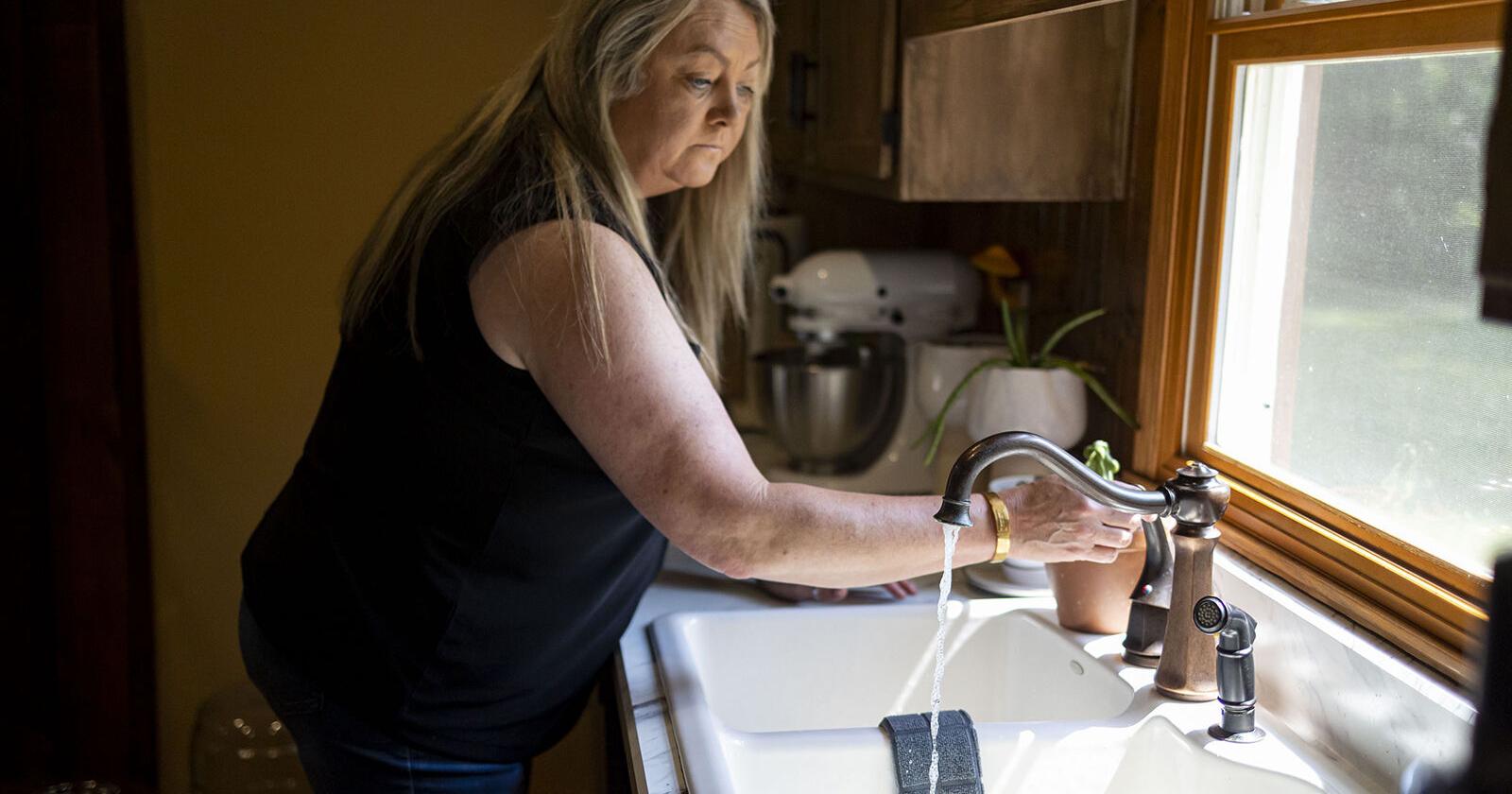 Millions of Illinoisans get their water from wells contaminated with toxic forever chemicals - Vimarsana News