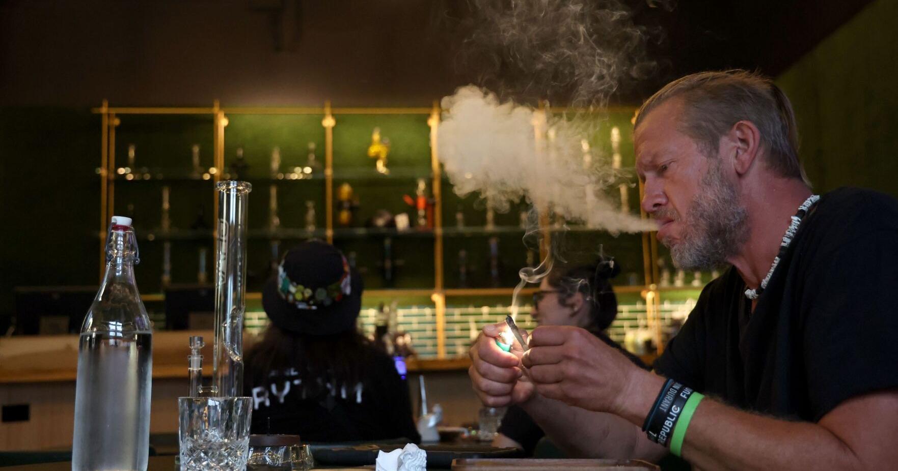 Lake County event brings legal cannabis use to concerts in what could be an emerging trend - Vimarsana News