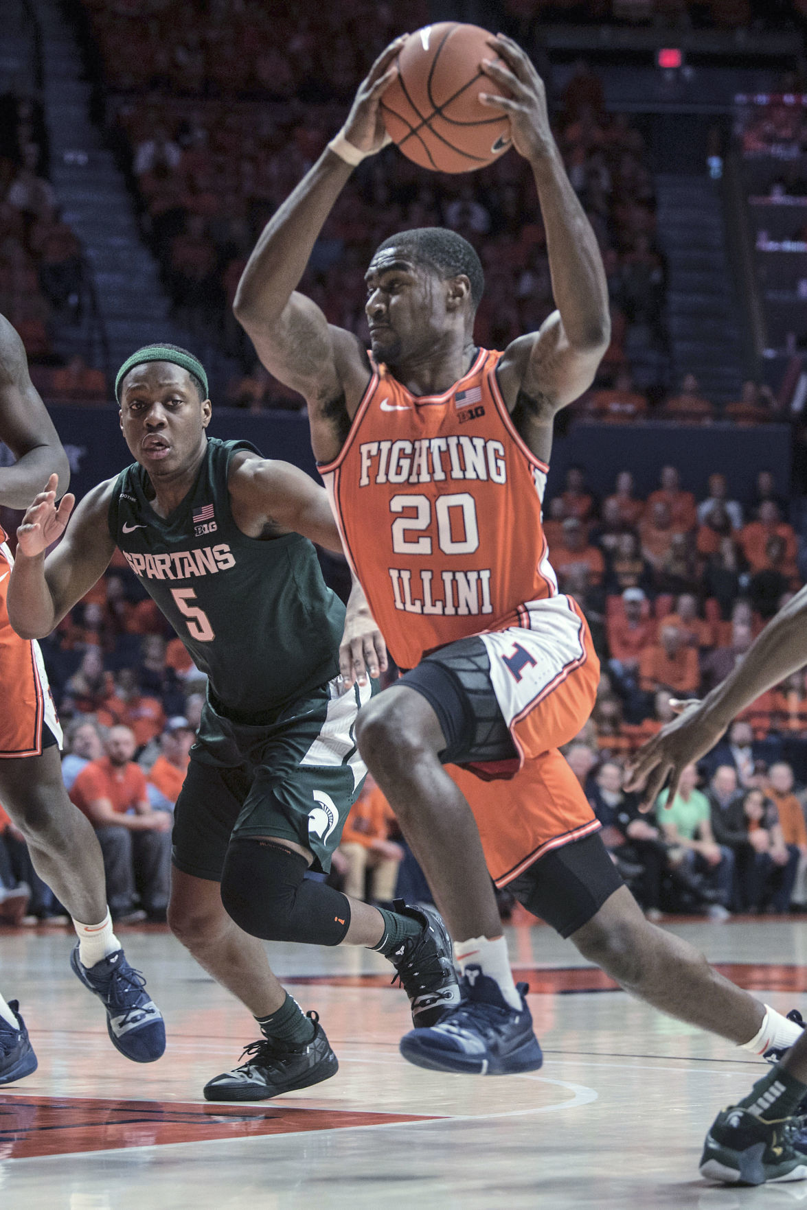 Michigan State Slips Past Illini In Wild Final Minute Illini