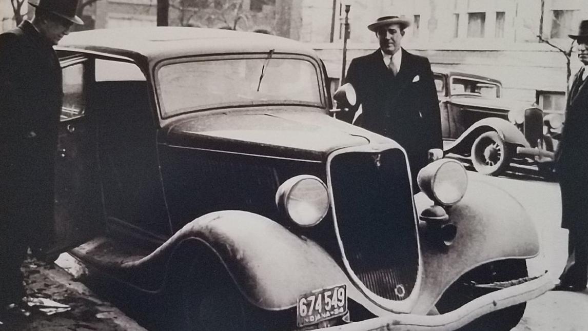 Families Of John Dillinger Indiana Sheriff To Watch As Sheriff S Stolen Car Is Returned 87 Years Later State And Regional Pantagraph Com