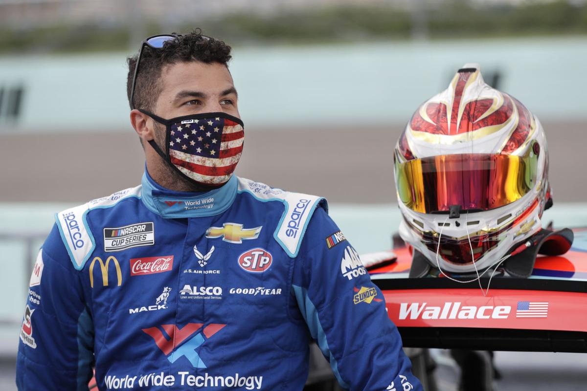 Fbi Investigating Noose Left In Nascar Stall Of Black Driver Bubba Wallace Motor Sports Pantagraph Com