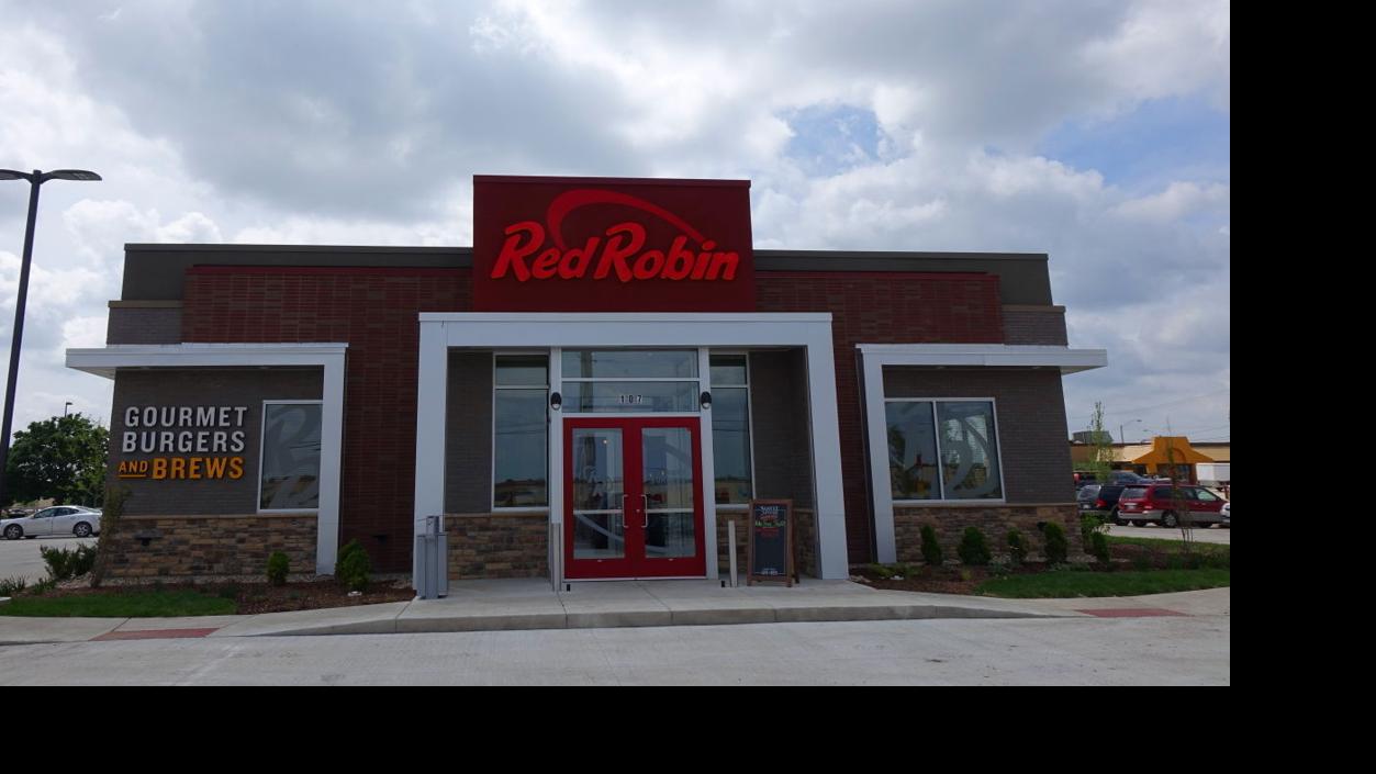 Red Robin restaurant opens its doors Business