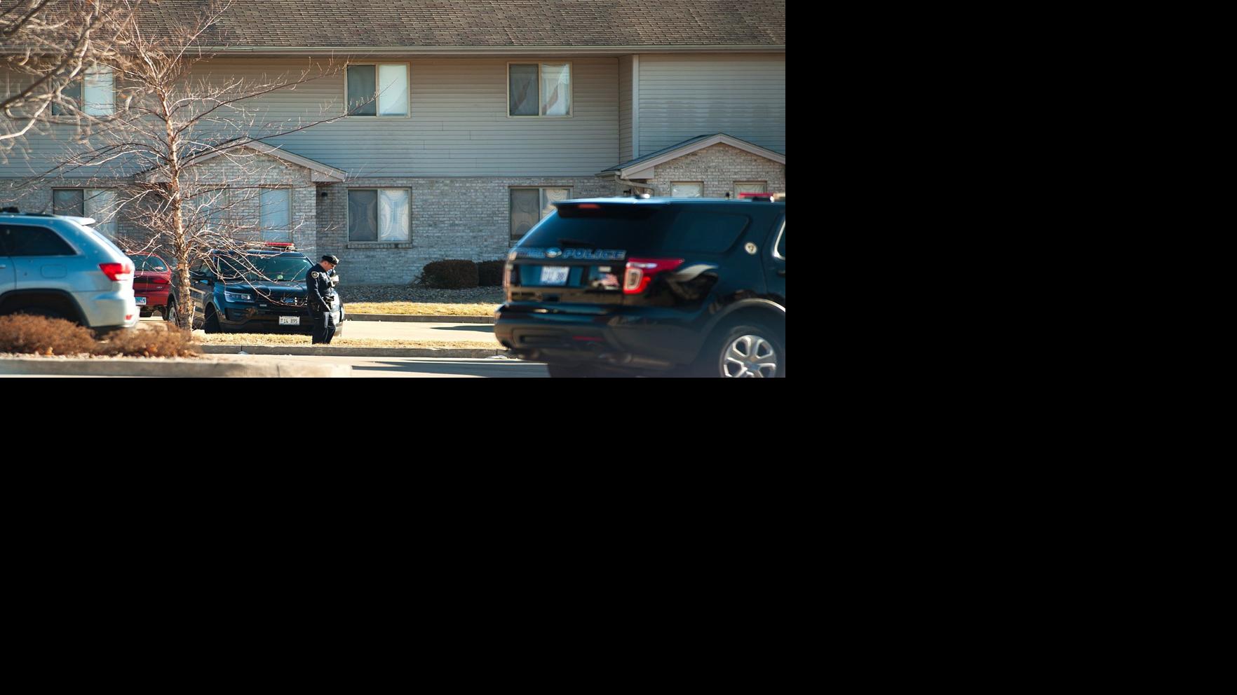 Man Accused Of Firing Gun Into Air At Scene Of New Year S Eve Fatal Shooting Local News Pantagraph Com