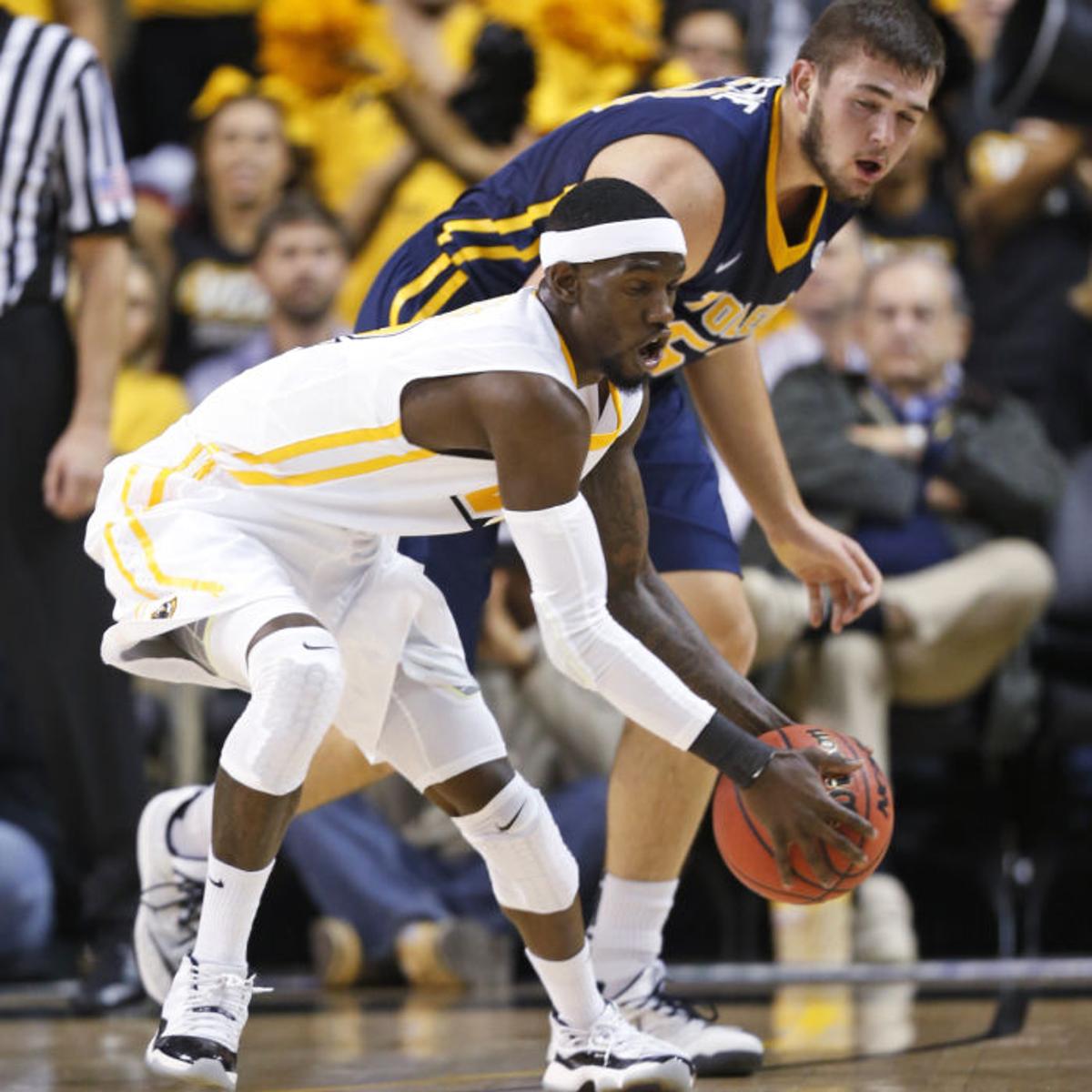 Buzz In Air As Vcu Shaka Come To Redbird Arena Men S College
