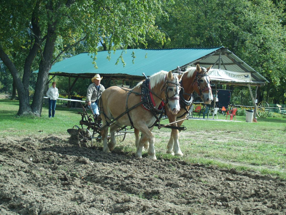 Fall drive Spoon River country still beckons GO!