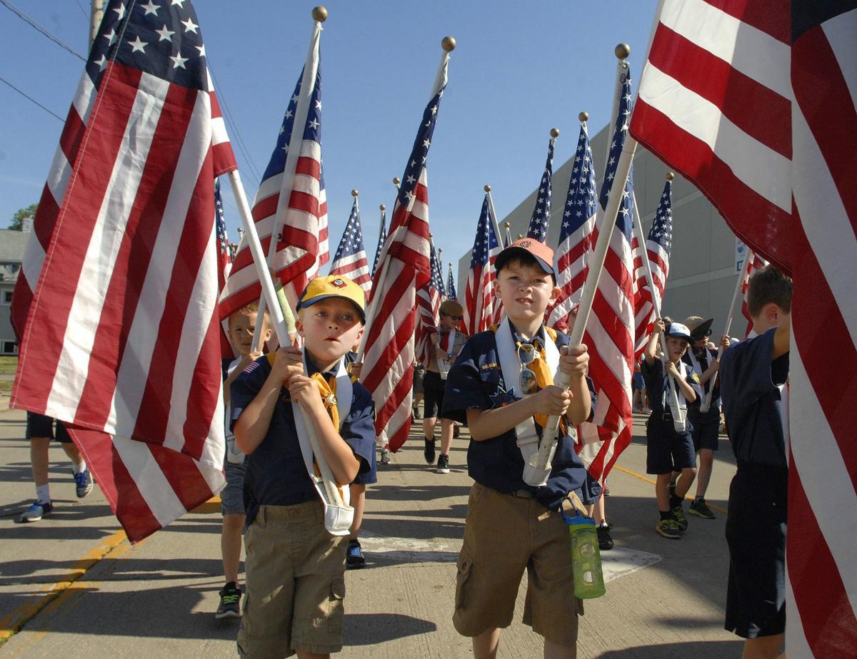 Photos Veterans remembered during Bloomington Memorial Day parade