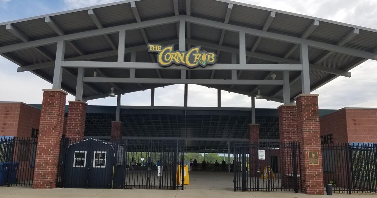 Corn Crib concerts bringing country, rock and '90s to Normal