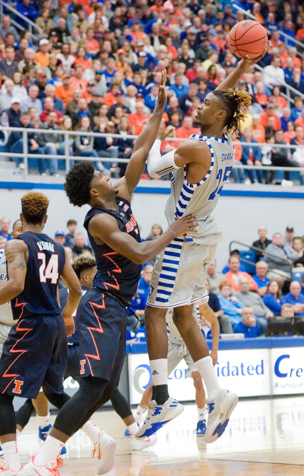 Illini Outplayed And Outhustled In Exhibition Loss To Eastern