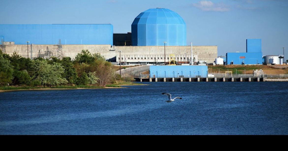 Extension sought for Clinton, Dresden nuclear power plants