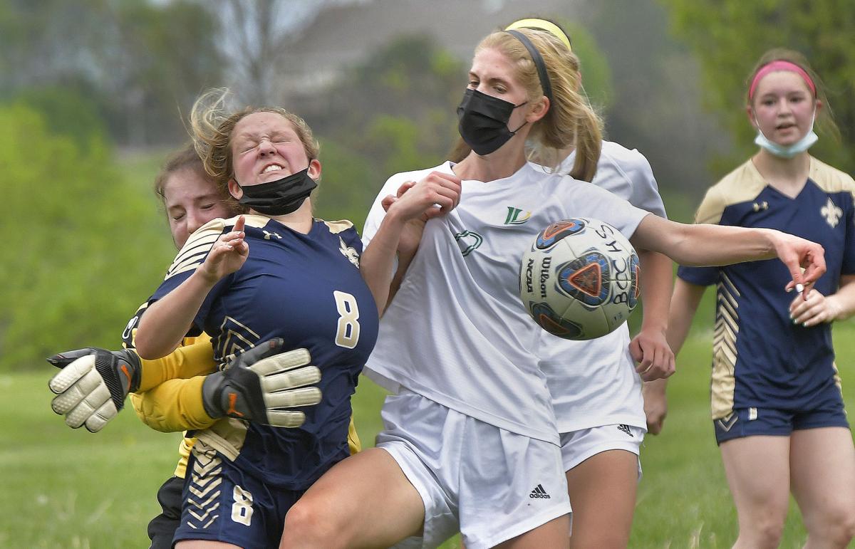 Watch Now Charlise Carr Nets 2 Goals As University High Blanks Central Catholic In Girls Soccer High School Soccer Pantagraph Com