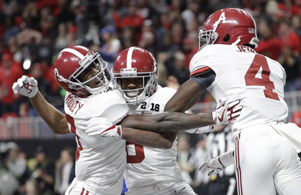 Walk Off Alabama Beats Georgia In Ot For National Title College Football Pantagraph Com