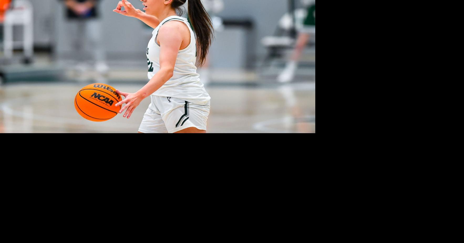 Explosive first half carries Illinois Wesleyan women to another win