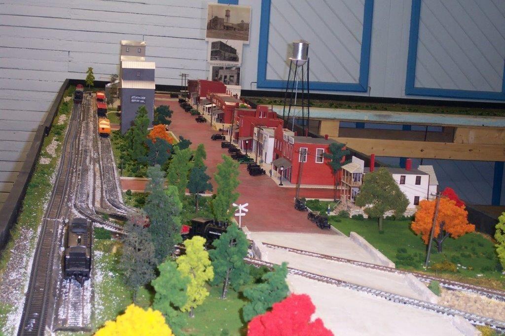 forrest depot displays model of town in 1920s local news pantagraph com