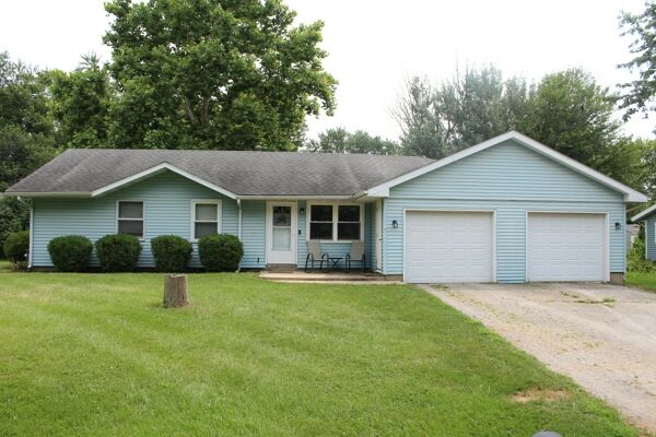 3 Bedroom Home in Bloomington - $135,000