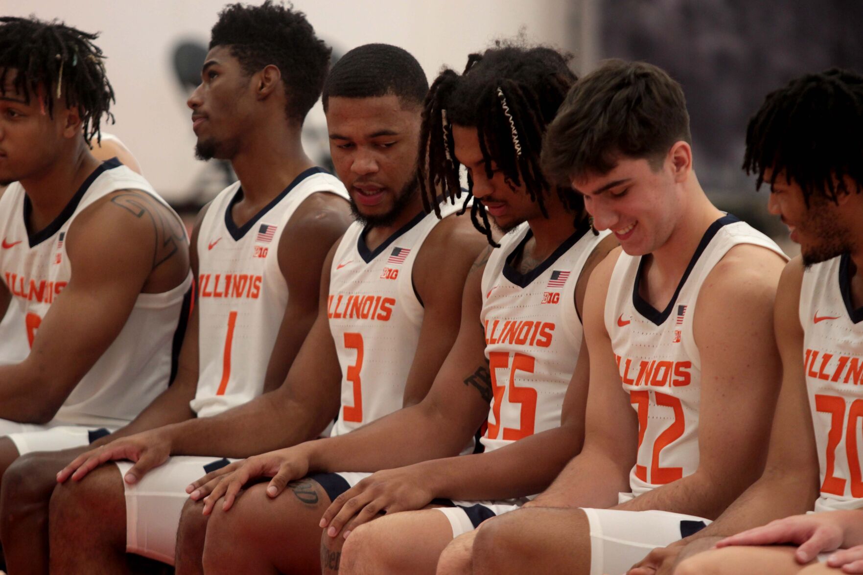 Illinois men's basketball clearance roster