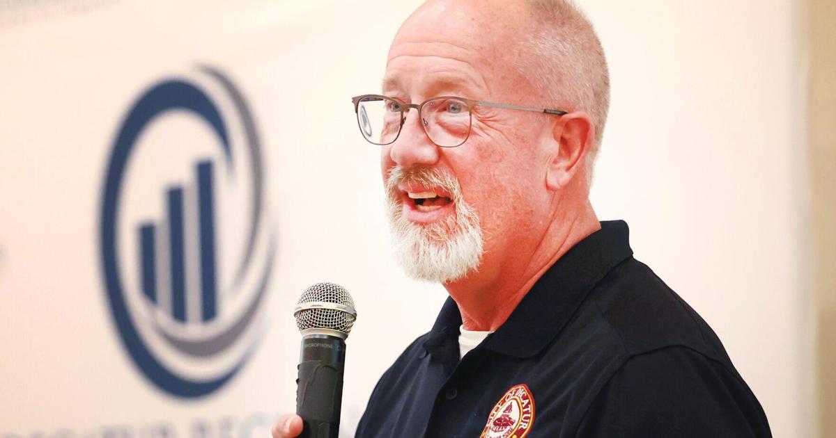 Tim Gleason, former Bloomington City Mgr, resigns role in Decatur for second time