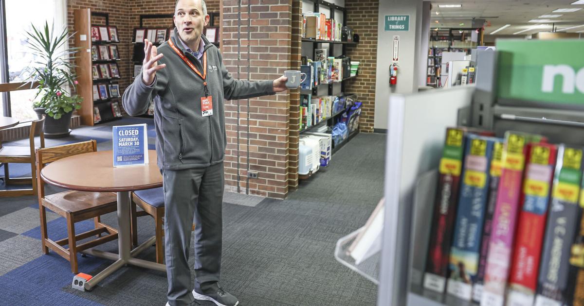 Normal Library Il Normal Public Library readies for overhaul, move to temporary branch