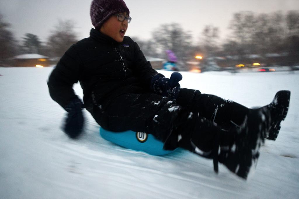 Winter Storm Gia Brings Gee Whiz Snow Totals To Central Illinois Local News Pantagraph Com