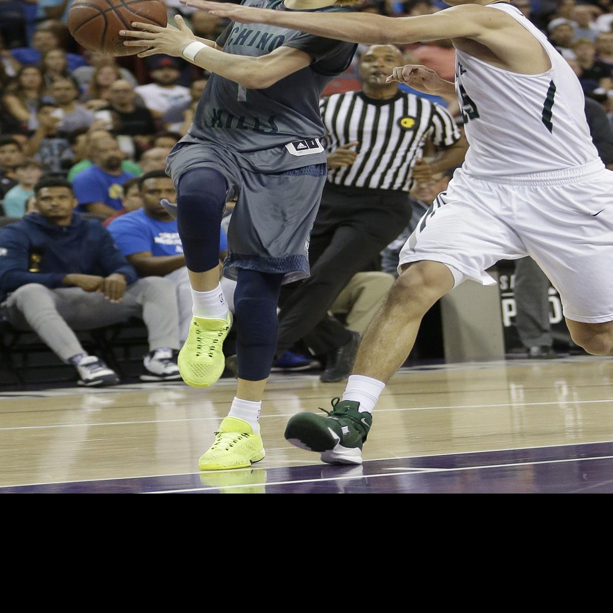 Final Evaluation Period Brings Coaches Recruits To Vegas