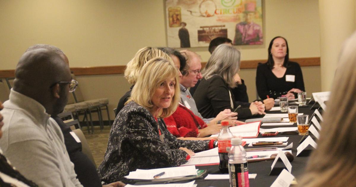 Jessica Riss Illinois State University continues search for next president