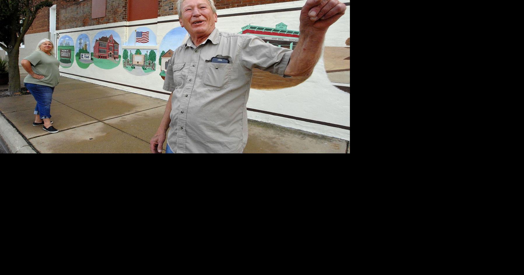 Artist's passion gives downtown Gridley a new look