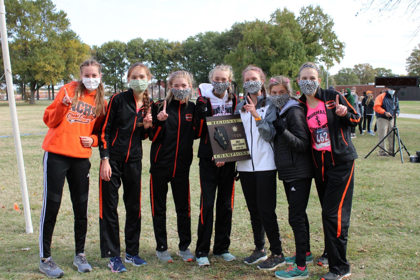 girls cross country shoes