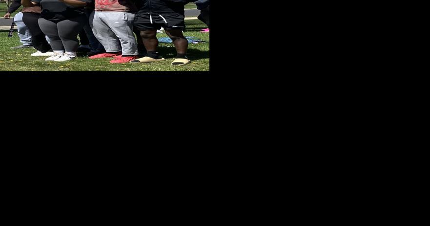 Eureka College hosts 'very casual' eclipse watch party - Vimarsana News