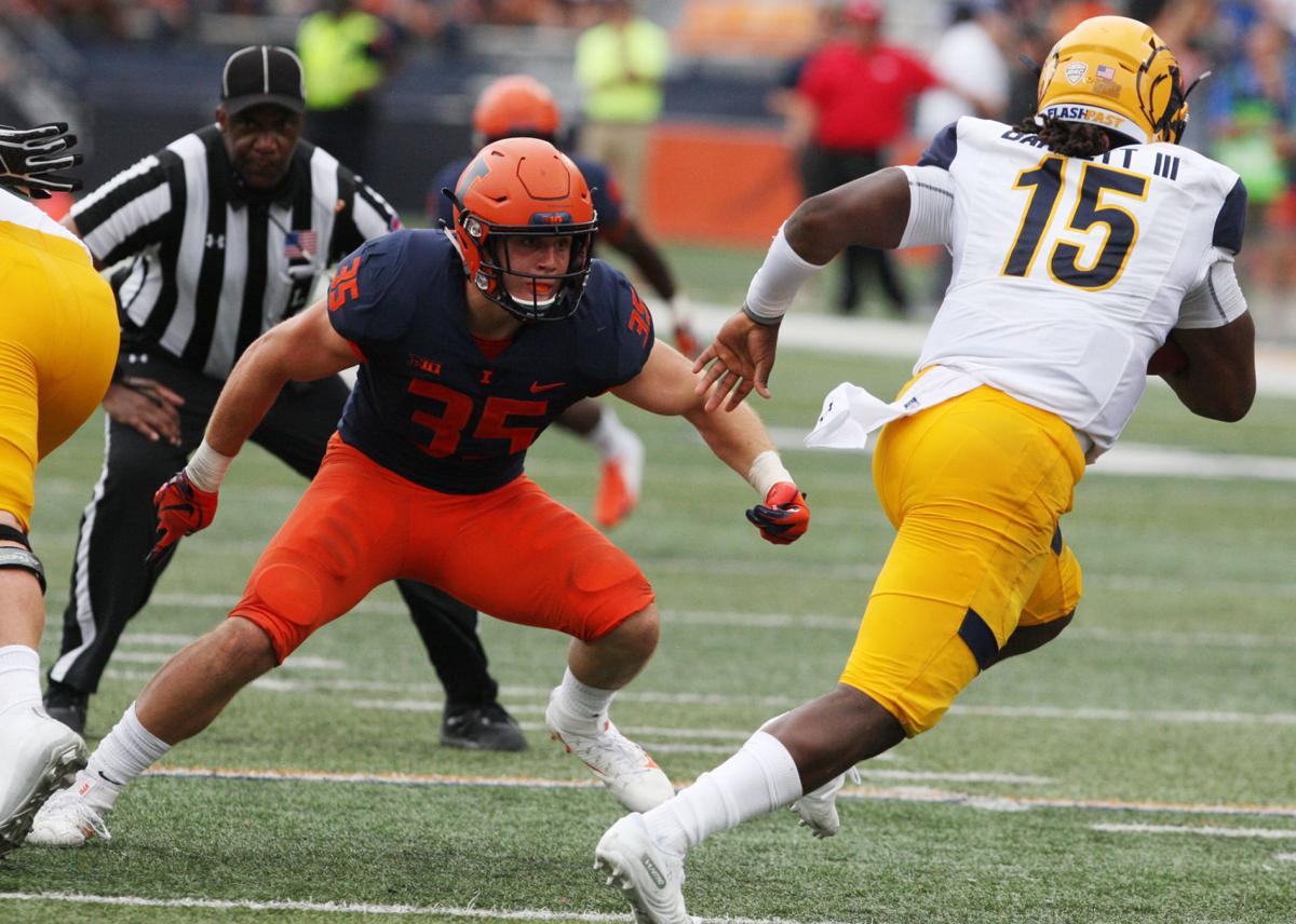 Defense Plays Takeaway At Illini Training Camp Sports