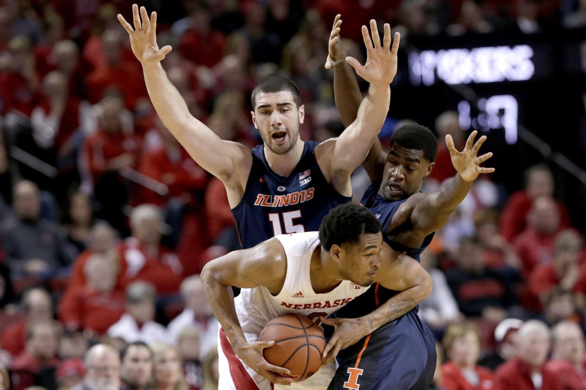 Palmer Scores 23 Nebraska Beats Illinois In Big Ten Opener