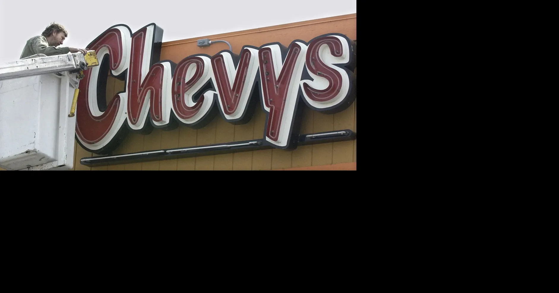 Flick Fact: What Twin City dining tradition has largely disappeared?