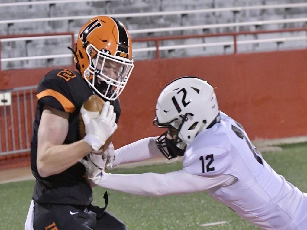 Week 1 High School Football Scores From Around Central Illinois High School Football Pantagraph Com