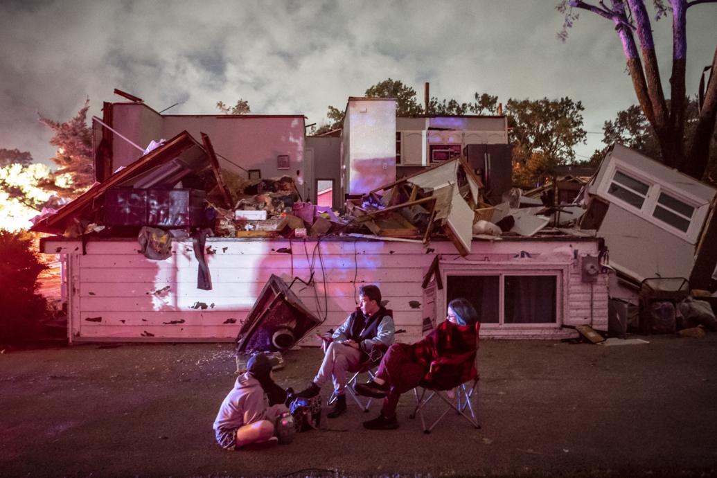 Pregnant woman, injured during tornado in Chicago suburbs ...