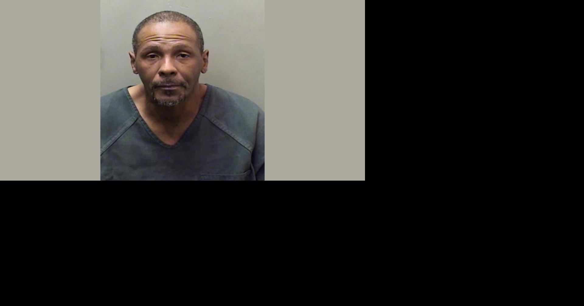 Bloomington man held on cocaine delivery charges